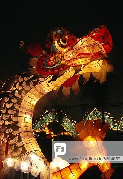 sternförmig  chinesisch  Beleuchtung  Licht  Fähre  China  Asien  Drache  Hongkong