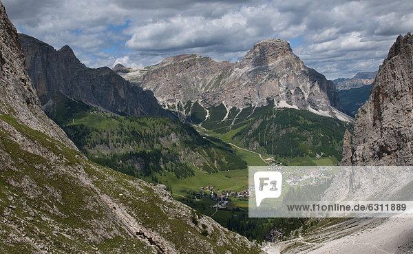Berglandschaft im Sellastock  Dolomiten  Südtirol  Italien
