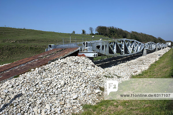 Landungsbrücke der US-Armee am Omaha Beach Rekonstruktion Vierville-sur-Mer Normandie Frankreich Europa