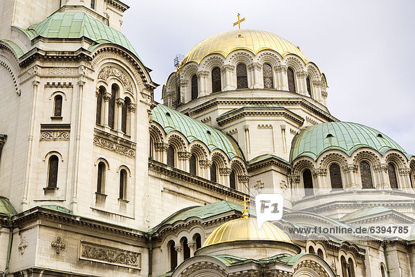 Die Alexander-Newski-Kathedrale  das Wahrzeichen der bulgarischen Hauptstadt  gebaut 1896-1912 vom russischen Architekten Alexander Nikolajetwitsch Pomerantsew  Sofia  Bulgarien  Europa