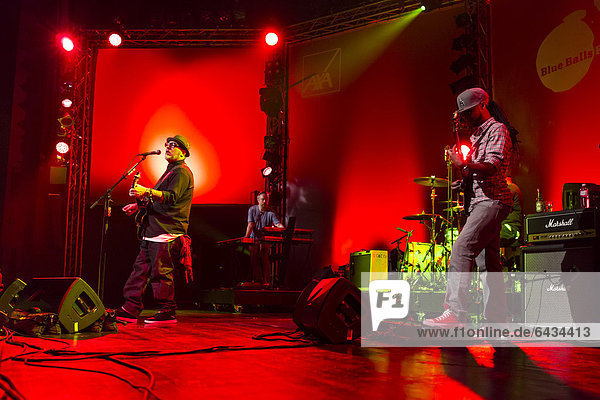 Der irischstämmige US-amerikanische Hip-Hop- und Crossovermusiker Everlast live im Luzernersaal des KKL beim Blue Balls Festival in Luzern  Schweiz  Europa
