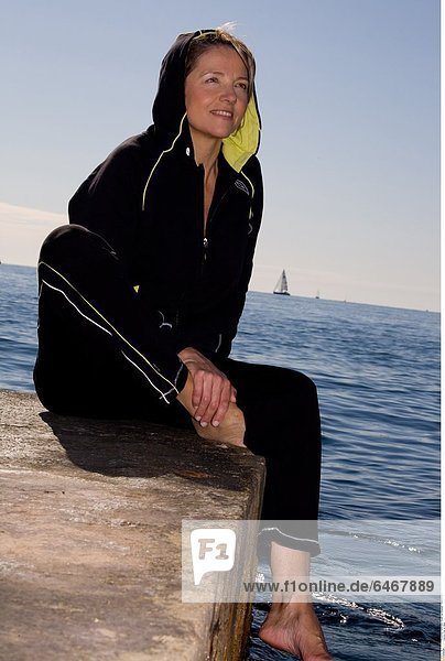 Frau am Meer