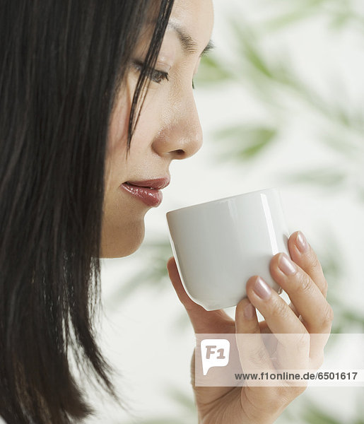 Profil  Profile  Frau  trinken  Tee