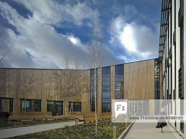 Mandatory Credit: Photo by DENNIS GILBERT / VIEW / Rex Features (1693506a) The Garsington Temporary Opera House Wormsley Estate Buckinghamshire Robin Snell 2011 Uk Perspective Of Exterior With Landscape THE GARSINGTON OPERA HOUSE AT WORMSLEY ESTATE WORMSLEY UNITED KINGDOM 2011