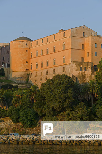 Die Festung von Bastia  La Citadelle  im sanften Morgenlicht  Saint Joseph  Bastia  Haute-Corse  Korsika  Frankreich  Europa