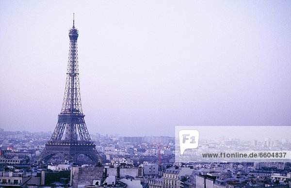 Skyline  Skylines  Paris  Hauptstadt  Eiffelturm  Abenddämmerung