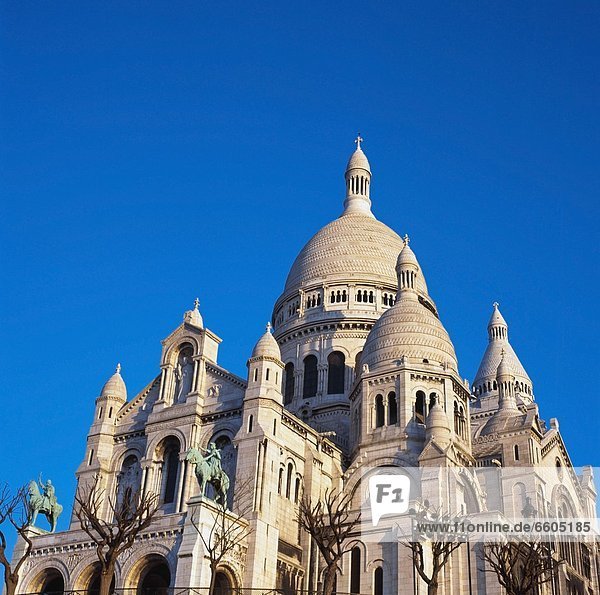 Basilique Du Sacre Coeur  Montmartre.