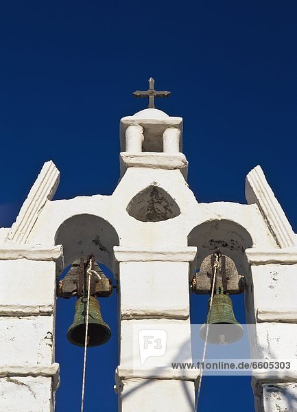 Kirche  Flachwinkelansicht  Griechenland  russisch orthodox  russisch-orthodox  Glocke  griechisch
