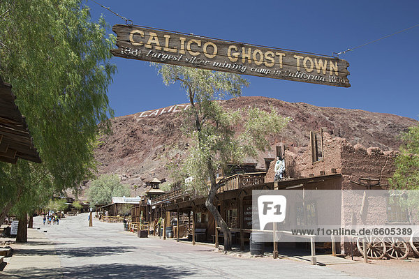 Calico Ghost Town Geisterstadt eine Silberbergbau-Stadt von ca. 1880 in der Mojave-Wüste als Touristenattraktion renoviert Barstow Kalifornien USA