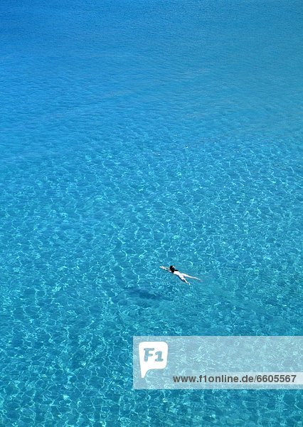 durchsichtig transparent transparente transparentes Frau Meer schwimmen Bucht Lindos