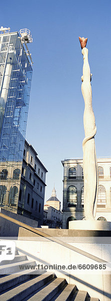 Centro De Arte Reina Sofia  Exterior