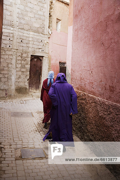Frau  Tradition  2  Kleid  Marrakesch  Marokko