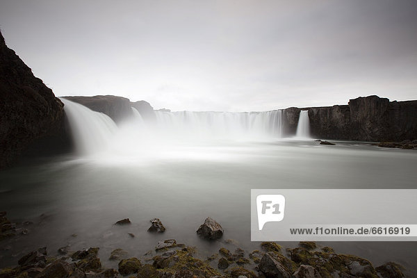 Wasserfall Godafoss  Fossholl  Nordisland  Island  Europa