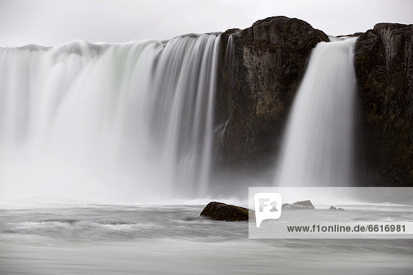 Godafoss waterfall  Fossholl  northern Iceland  Iceland  Europe