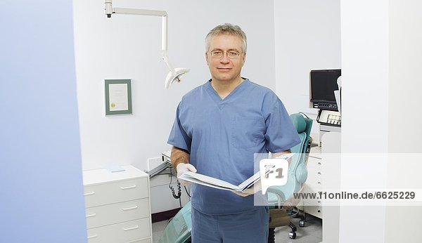 Dentist