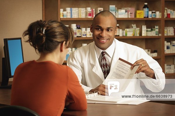 Pharmacist Explains Medical Information