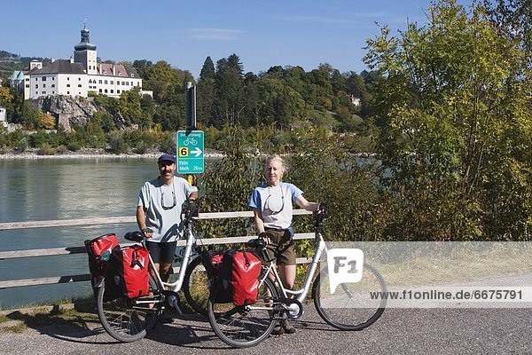 Fahrradfahrer  Donau  Österreich