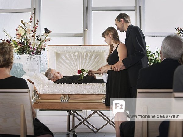 Großeltern  Begräbnis