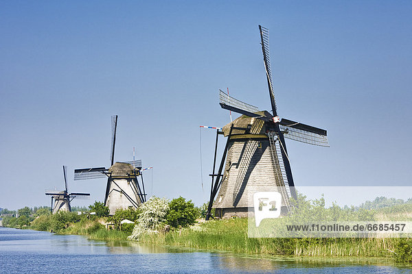 Windmills  Kinderdijk  The Netherlands  Europe
