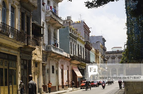 Havanna  Hauptstadt  Städtisches Motiv  Städtische Motive  Straßenszene  Straßenszene  Kuba
