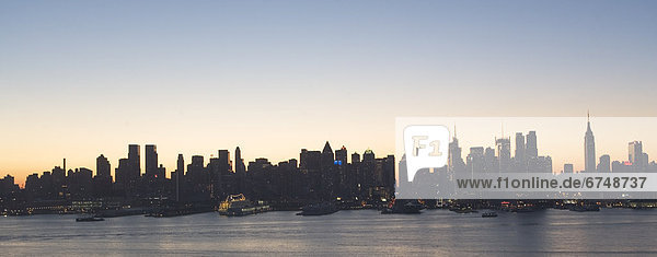 USA  New York City  Manhattan Skyline at dusk