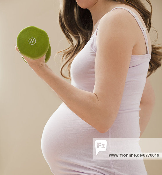 Vereinigte Staaten von Amerika  USA  Frau  Hantel  Schwangerschaft  jung  Utah