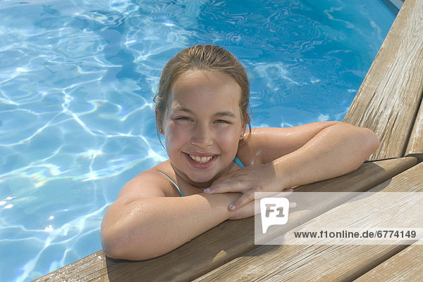 Portrait Schwimmbad Mädchen British Columbia