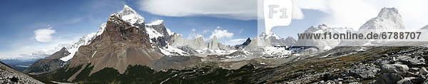 Panorama im National Parc Torres del Paine  Patagonien  Chile  Südamerika