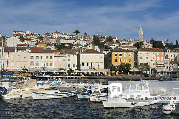 Boote im Hafen von Mali Losinj  Insel Losinj  Adria  Kvarner-Bucht  Kroatien  Europa