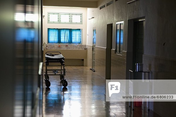 Korridor  Korridore  Flur  Flure  leer  Krankenhaus  Indien  Tamil Nadu