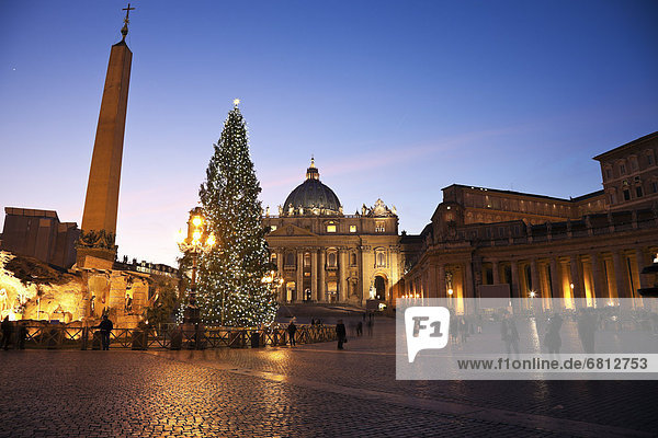 Saint Peter's Square and Saint Peter's Basilica in Christmas time