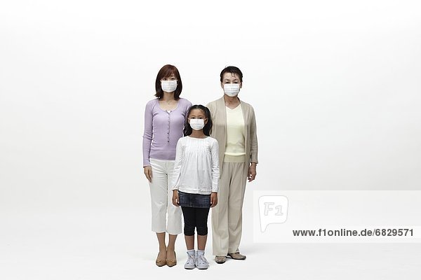 Chirurgie  Mehrgenerationen Familie  Kleidung  Maske
