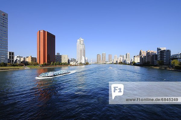 Boat in Sumida River  Seen from Kachidoki Bridge