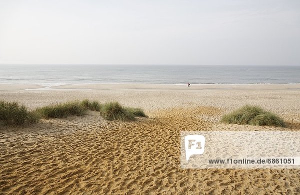Strand  Sand  Fußabdruck  Deutschland  links