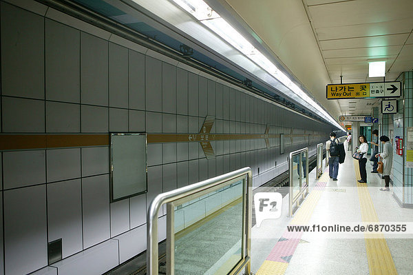 U-Bahn-Plattform