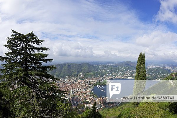 View of the city of Como from Brunate  Lake Como  Lombardy  Italian Lakes  Italy  Europe