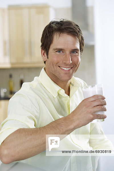 Mann Glas Milch