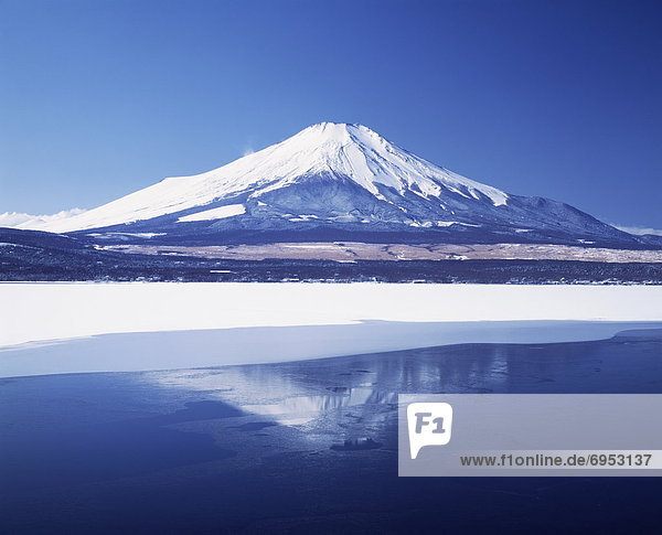 Mt. Fuji reflected in Yamanakako Lake at winter  Yamanashi Prefecture  Japan