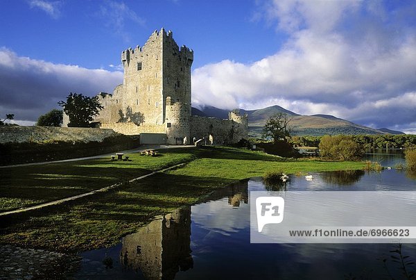 Irland  Killarney  Ross Castle
