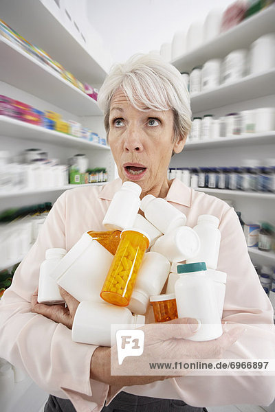 Frau  Gesundheitspflege  Pharmazie  Armvoll  Arm voll  Apotheke