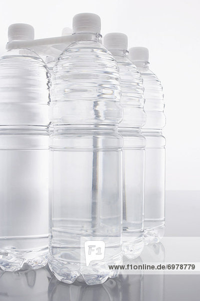 Wasser in Flaschen