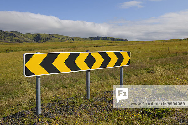 Straßenschild  Vík í Mýrdal  Island
