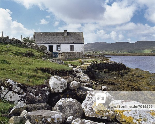 Traditional Irish Cottages Inishnee Island Near Roundstone