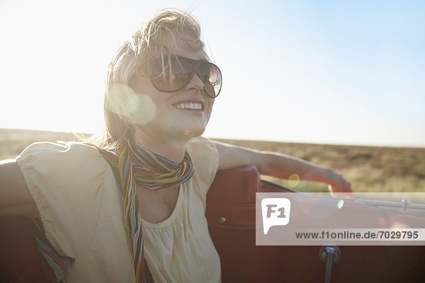Frau Cabrio Reise jung
