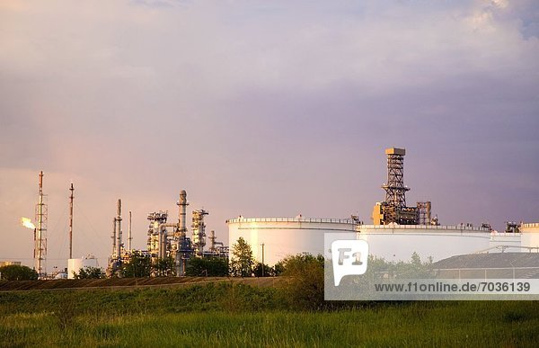 Kraftstofftank  aufbewahren  Öl  Raffinerie
