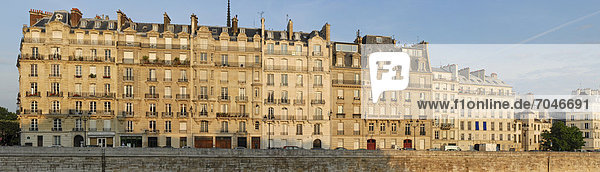 Fassaden auf der Ile de la CitÈ  im warmen Morgenlicht  Paris  Ile-de-France  Frankreich  Europa