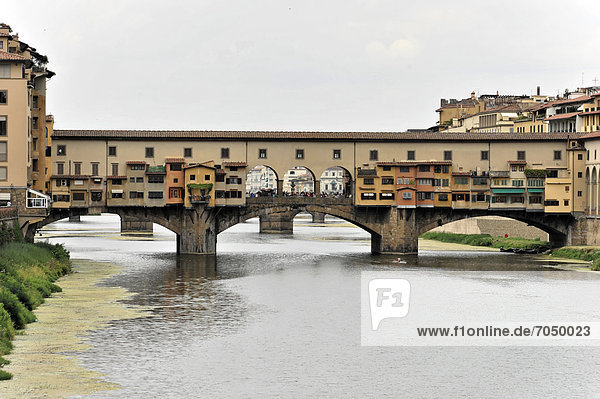 Europa Brücke Fluss Arno Florenz Italien Toskana