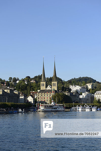 Europa über Zwilling - Person Stadt See Kirche Ansicht Luzern alt Schweiz