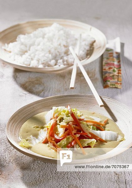 Chinese cabbage curry with rice