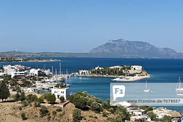View of the harbour bay of DatÁa  Datca  Datca Peninsula  Mugla Province  Turkish Aegean  Turkey